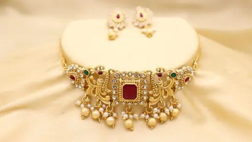 Premium Quality Trending Jewellery Set For Women