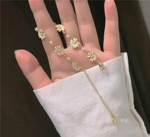 Elite Unique Flower Gold Plated bracelet
