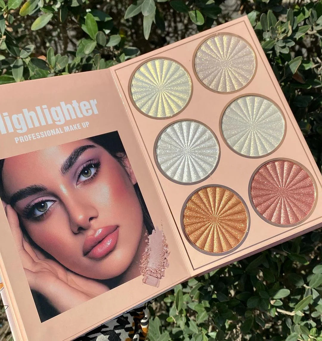 Auraaa Cosmetic Makeup Book