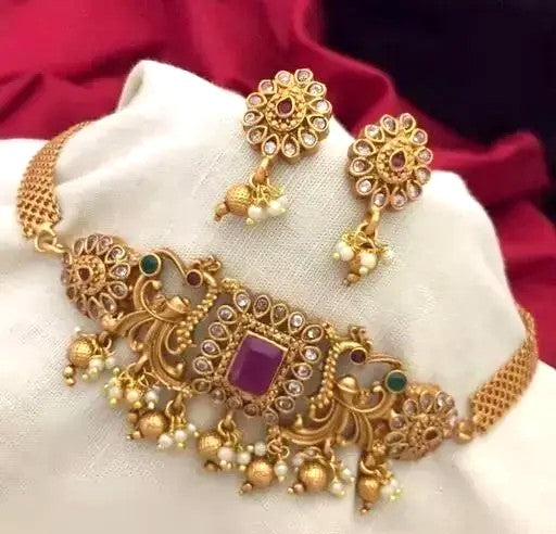 Premium Quality Trending Jewellery Set For Women